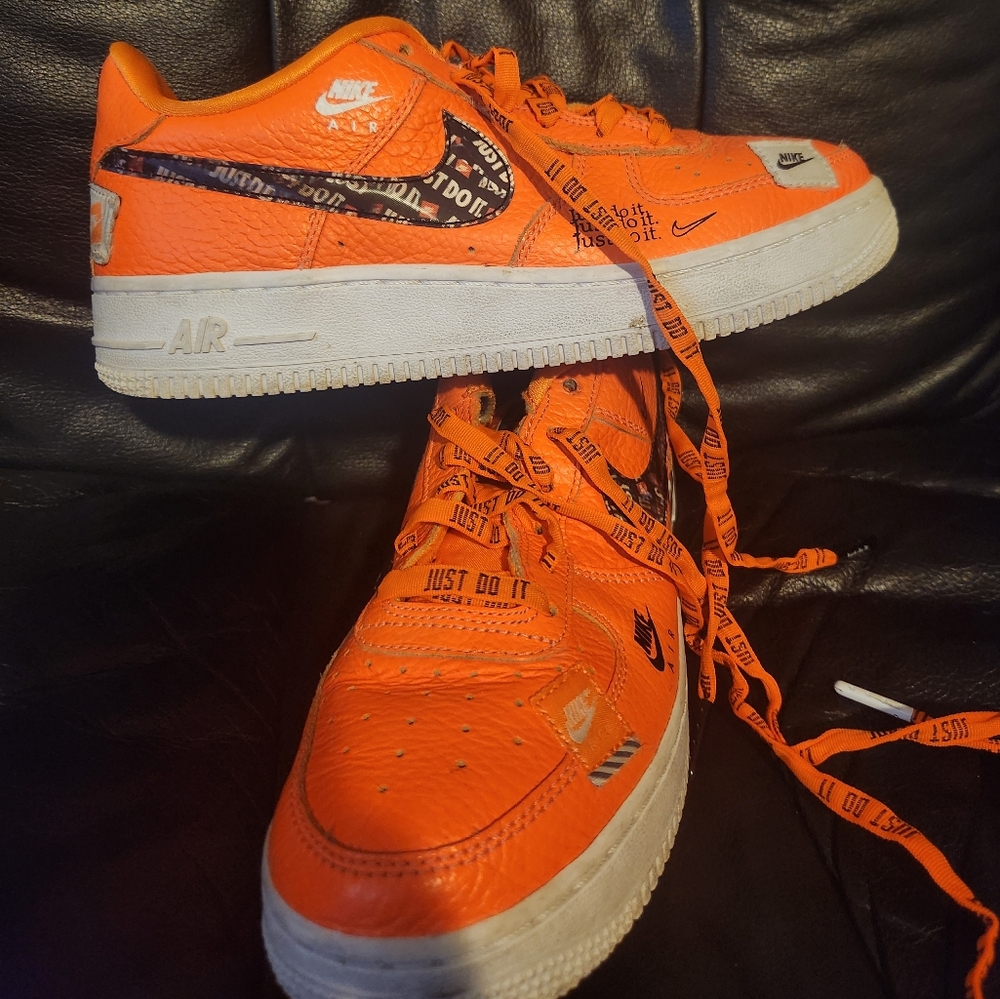 Nike air force ones low just do it 5.5y